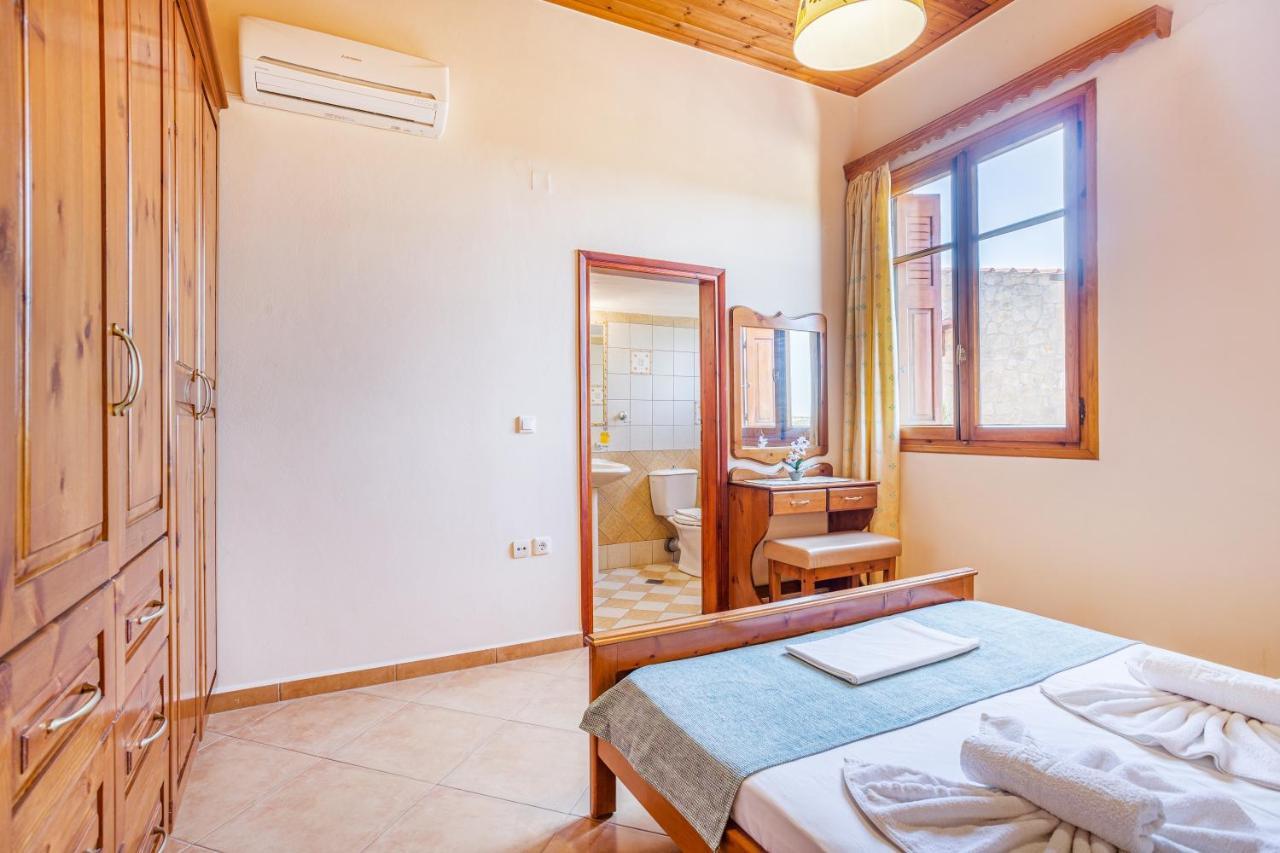 Olive Villas Kria Vrisi  Bagian luar foto