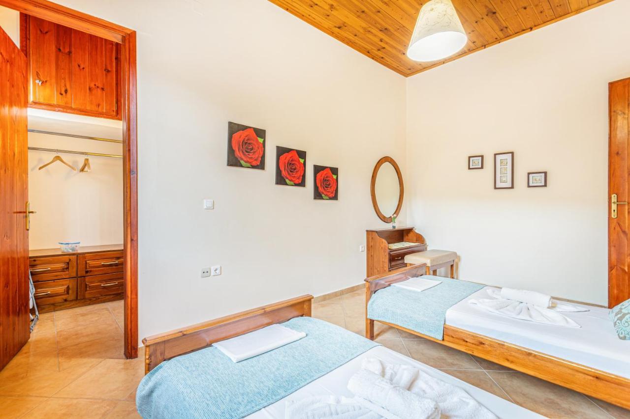 Olive Villas Kria Vrisi  Bagian luar foto